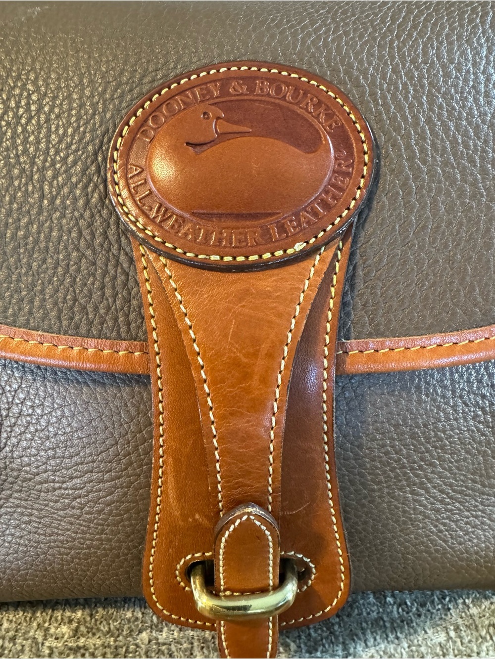 Vintage Dooney & Bourke Essex Crossbody All Weather Bag (10x8) - Picture 2 of 14